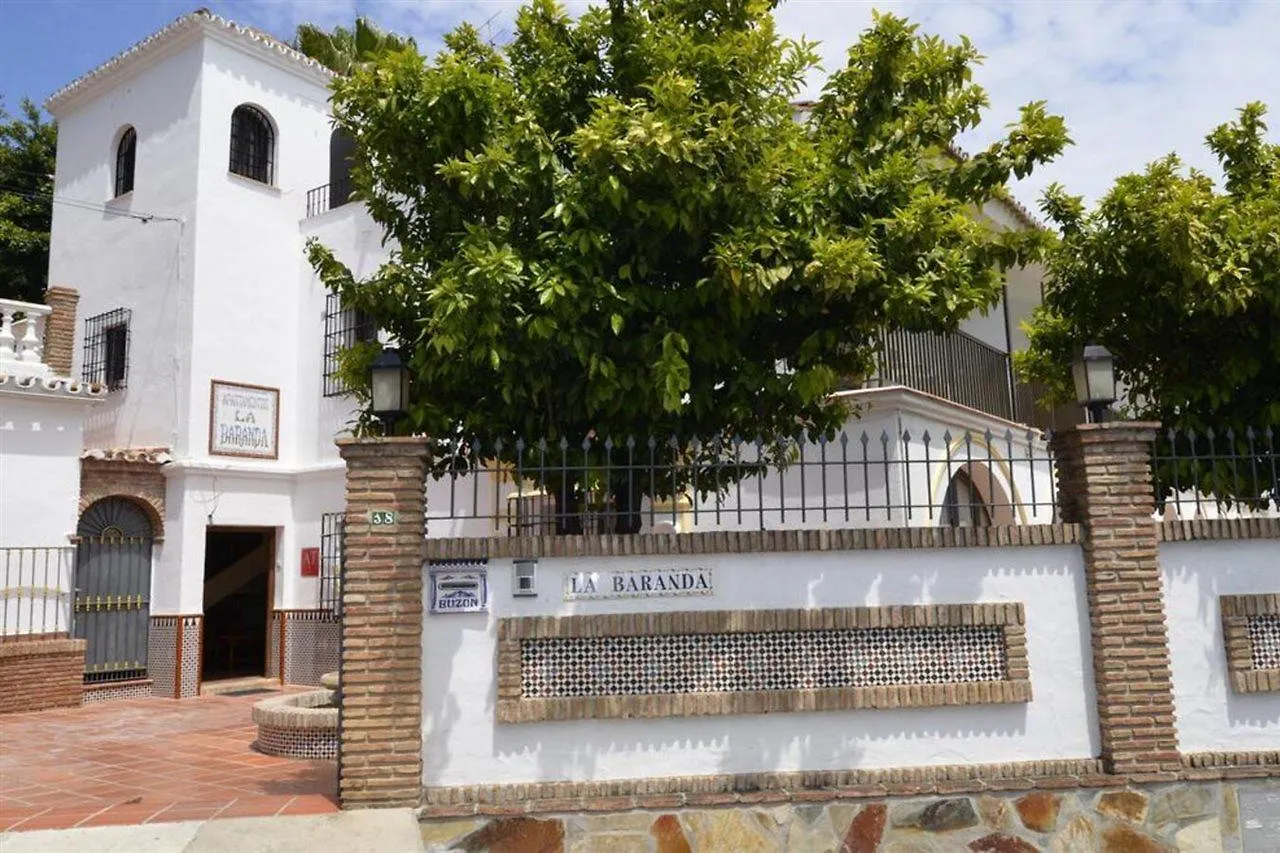 Apartamentos La Baranda 토레몰리노스 아파트