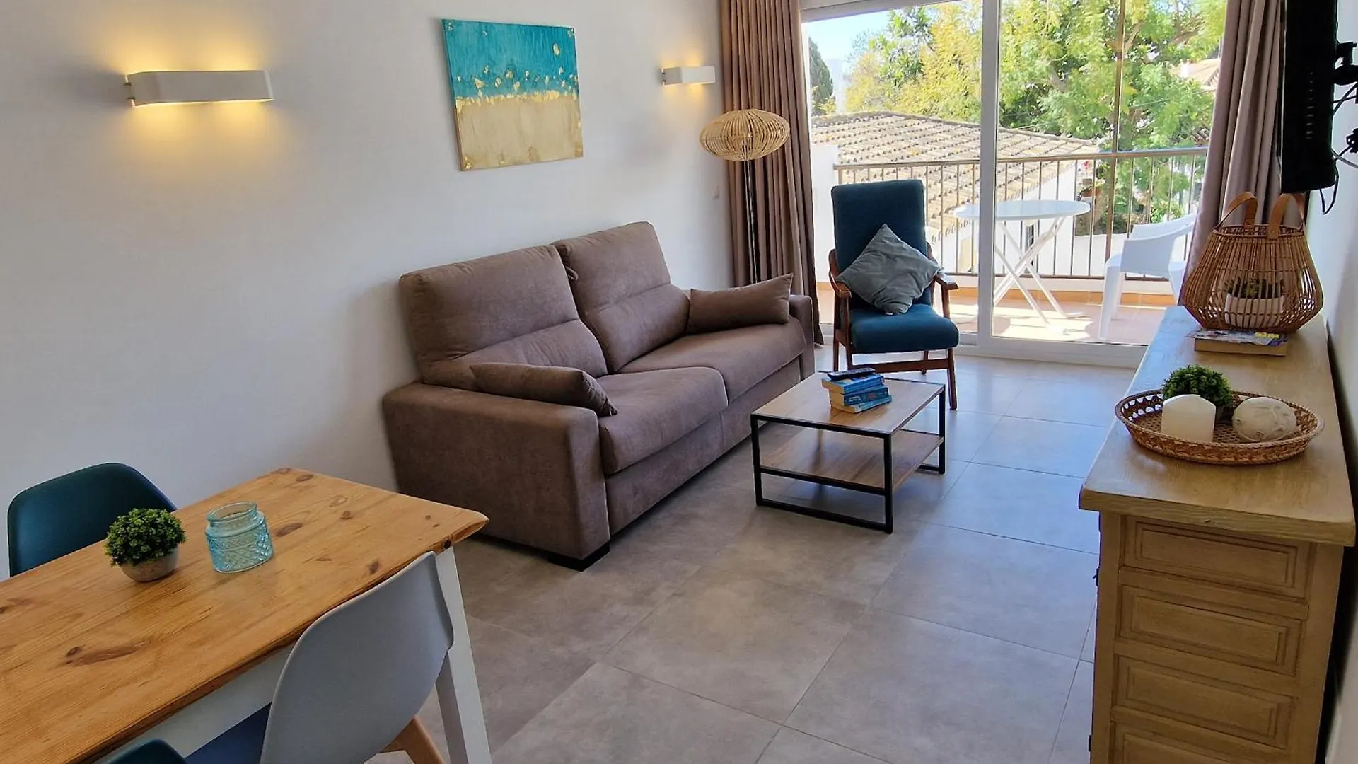 Apartamentos La Baranda 토레몰리노스 아파트
